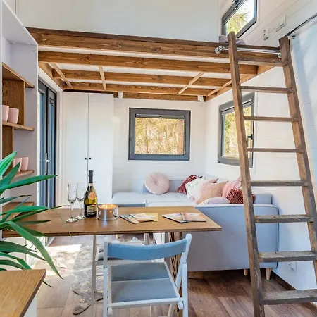 Tiny House W Camp Goracy Potok *